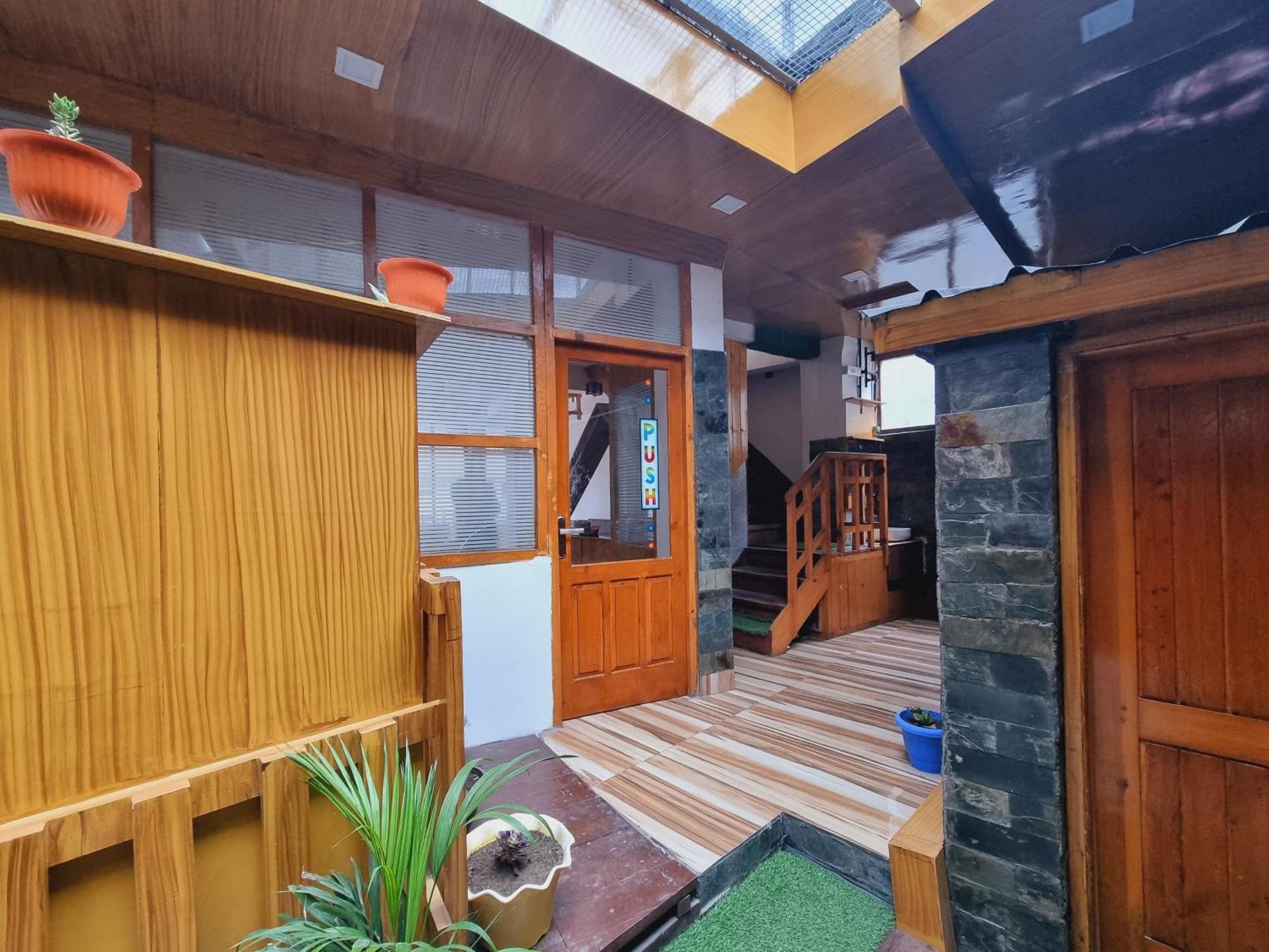 Wow Hotels Green View Dalhousie Exteriör bild