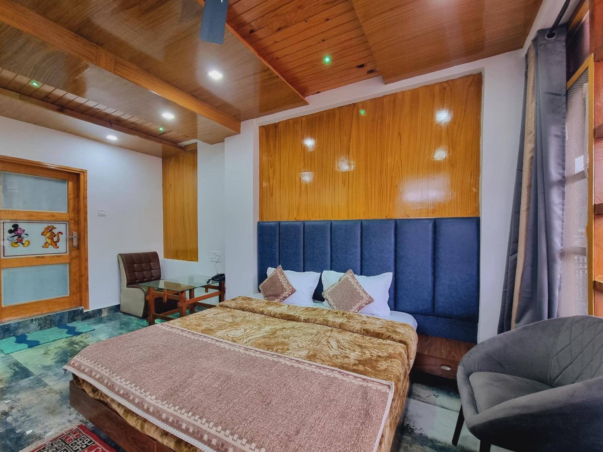 Wow Hotels Green View Dalhousie Exteriör bild