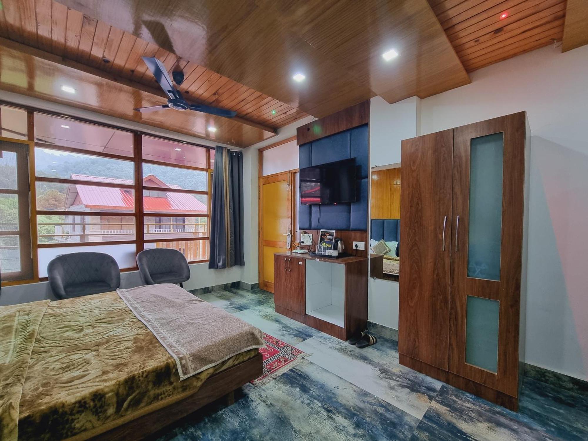 Wow Hotels Green View Dalhousie Exteriör bild