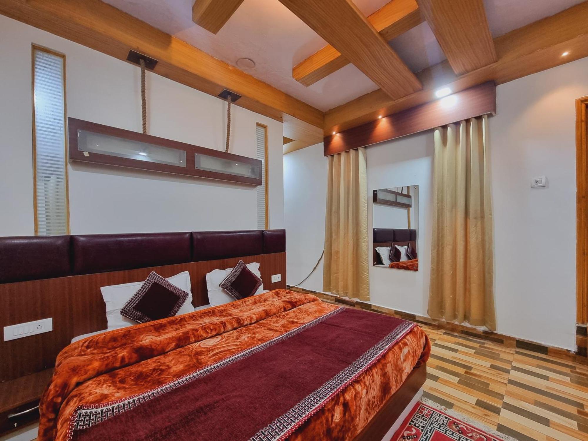 Wow Hotels Green View Dalhousie Exteriör bild