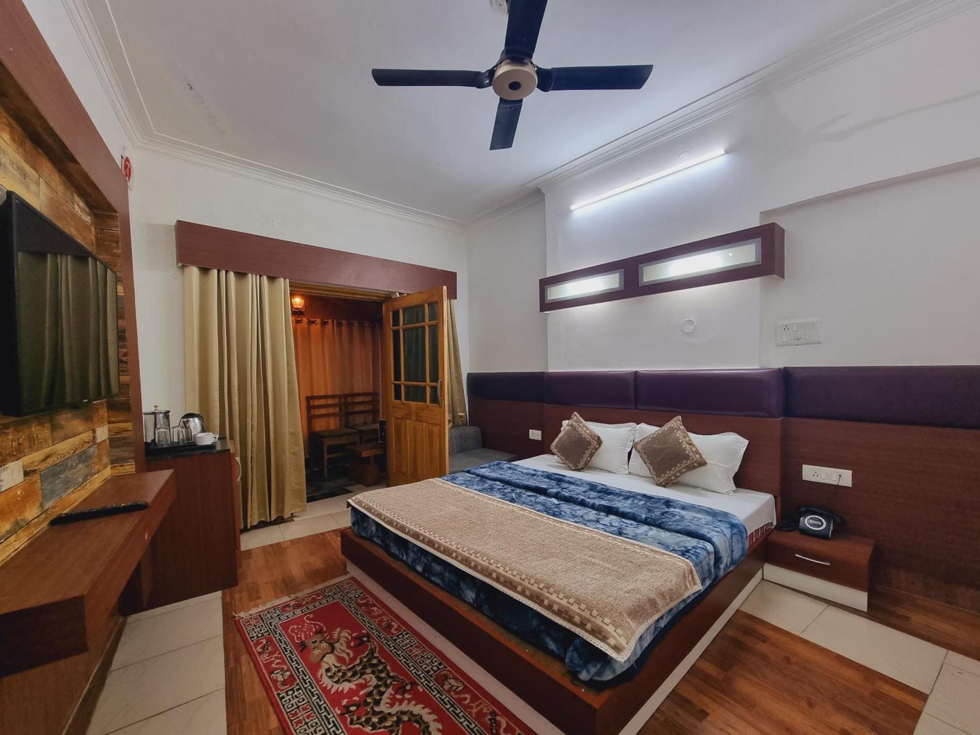 Wow Hotels Green View Dalhousie Exteriör bild