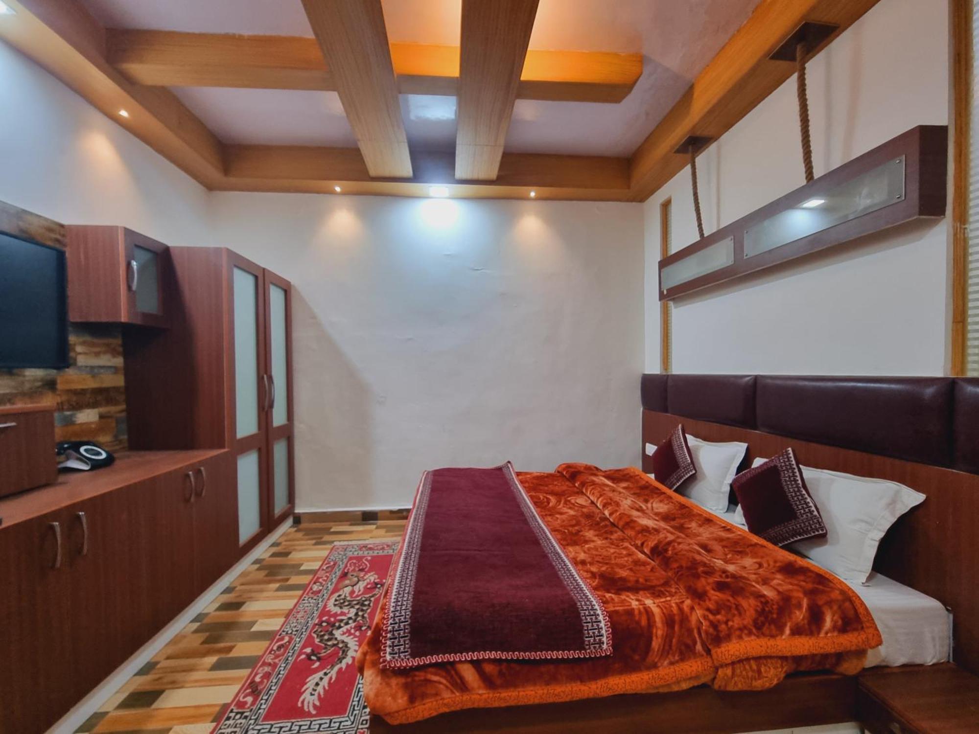 Wow Hotels Green View Dalhousie Exteriör bild